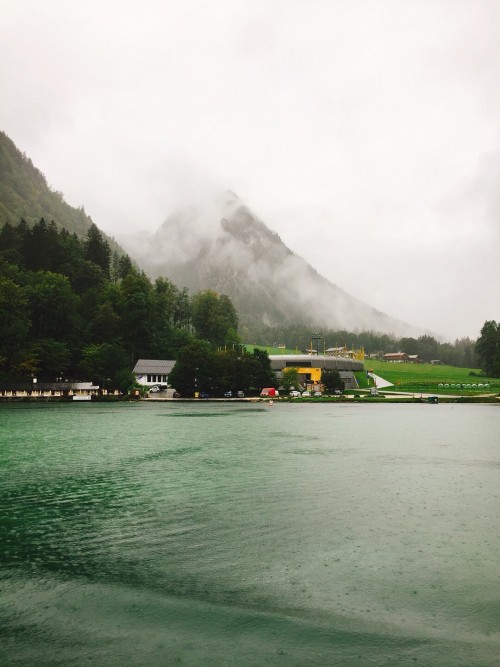 【奇峰湖泊，亲近自然】德瑞双国，金色快车之旅