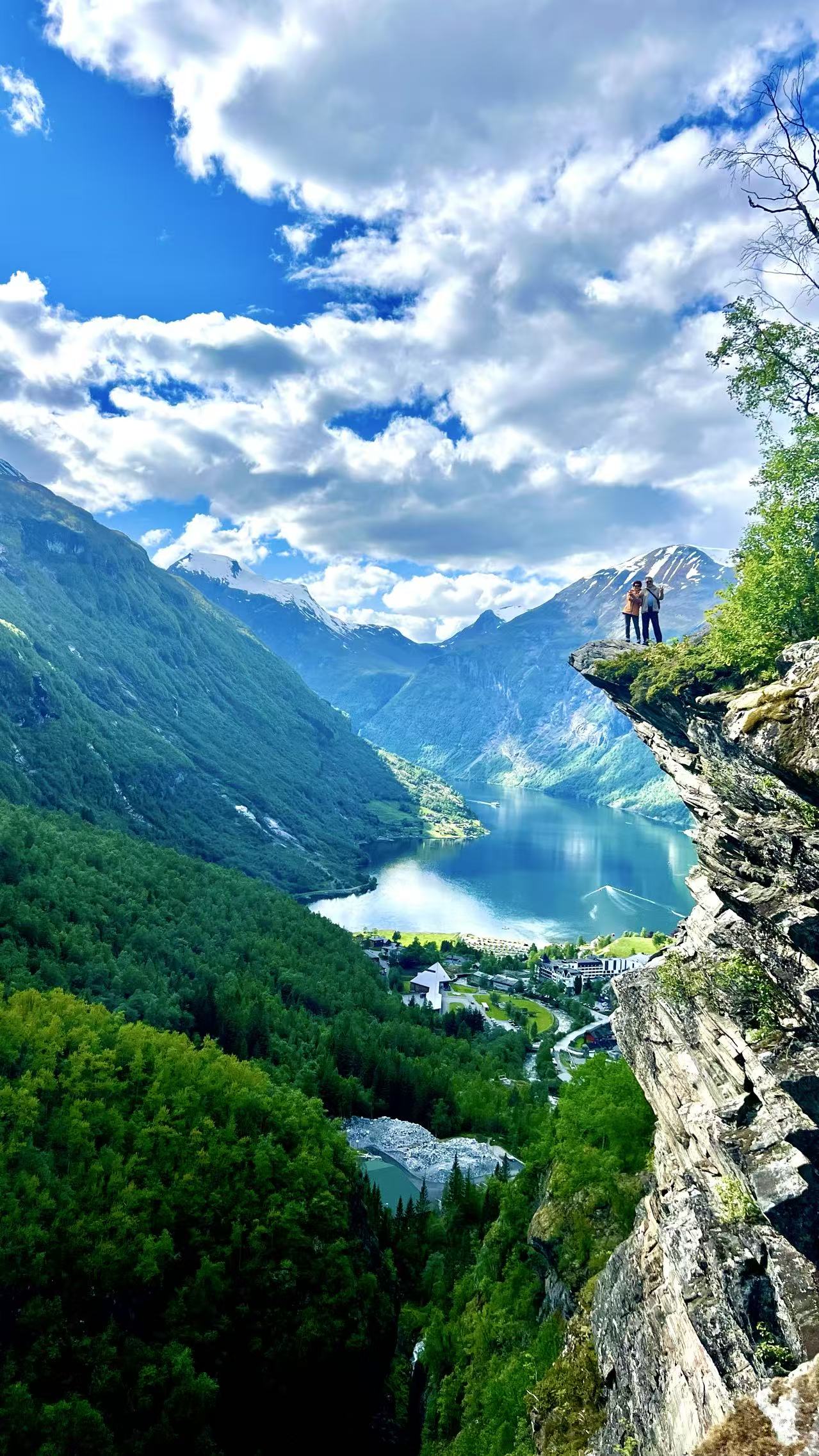 北欧绝世景色,独特地貌全景•挪威峡湾+冰岛环岛15日深度游