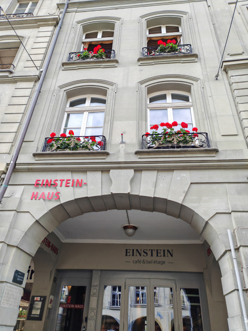 【经典热卖】爱的迫降同款•湖光山色瑞士四天精选