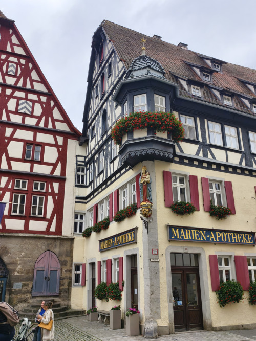 法兰克福一日游B线：浪漫之路起点维尔茨堡+罗腾堡童话小镇