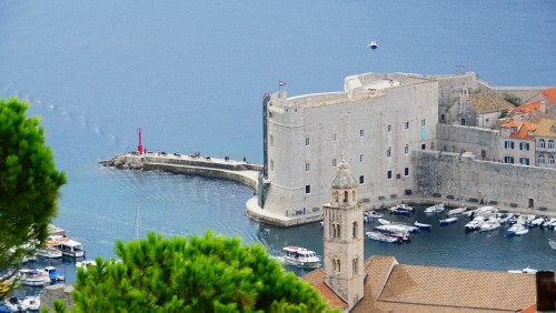 【克罗地亚+波黑+匈牙利】西巴尔干半岛7日风情游