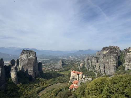 希腊梅黛奥拉天空之城+德尔菲两日游（雅典往返·中文团）